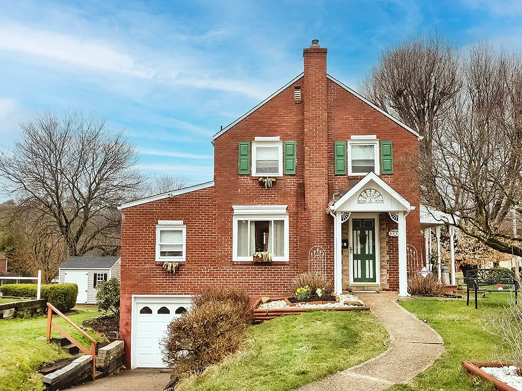 5111 Shirley St photo 1