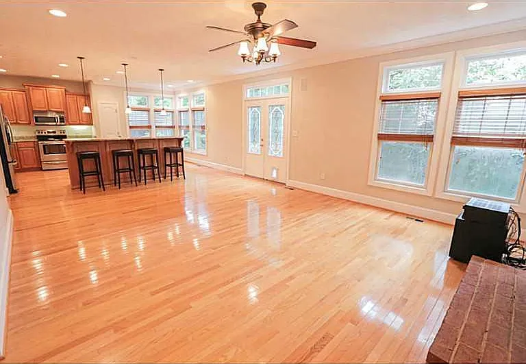 1325 Buckingham Ave — Photo 22