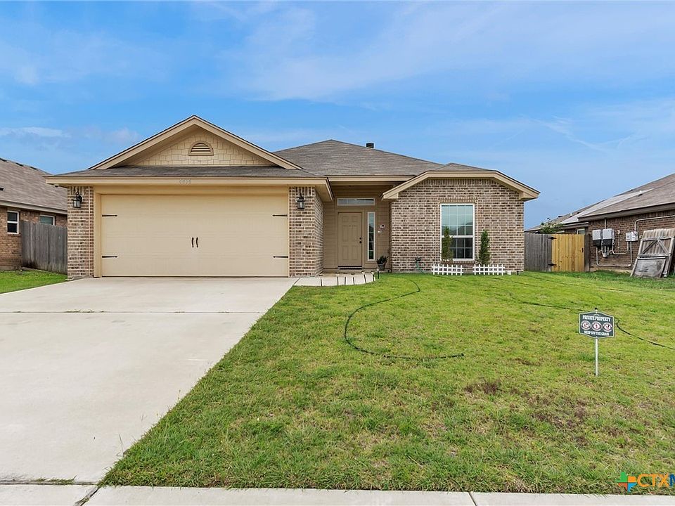 1st image of 4406 Corinne Dr