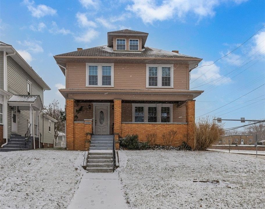1st image of 1195 4th St