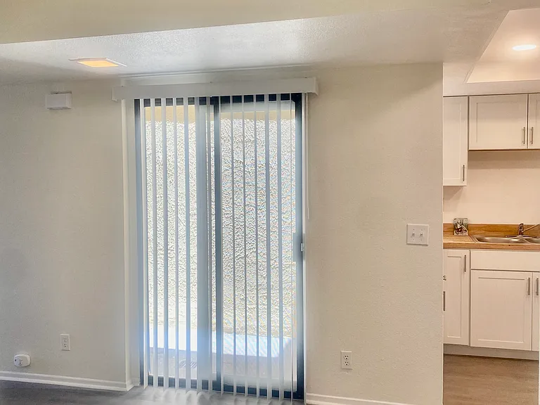 44200 Kingtree Ave #27 — Photo 11