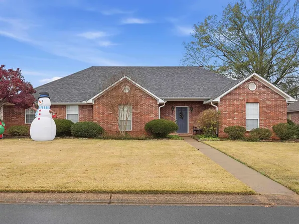 1345 Norbert Cir, Conway, AR 72034