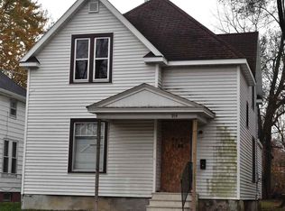 914 Wellington St, Waterloo, IA 50702