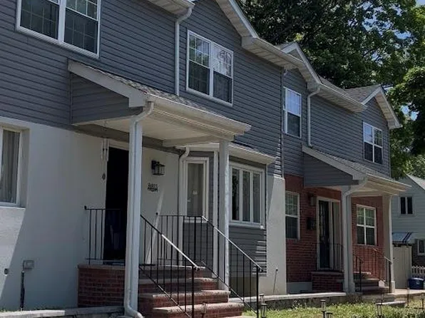 8015 Little Neck Parkway, Glen Oaks, NY 11004