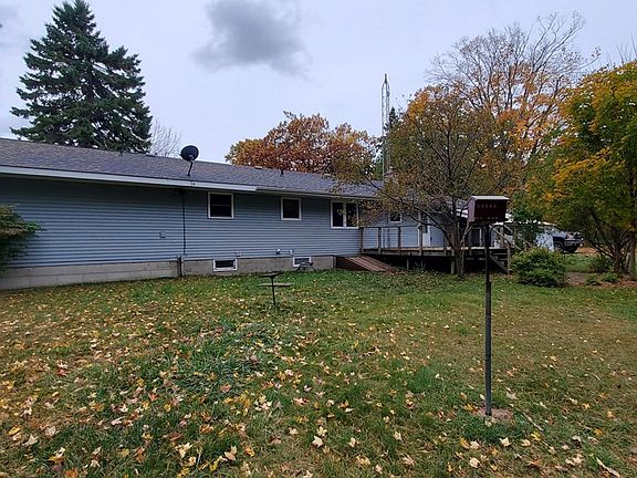 3rd image of 1340 Jackson Harbor Rd