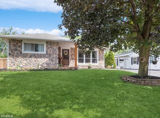 2412 Fremont St, Rolling Meadows, IL 60008