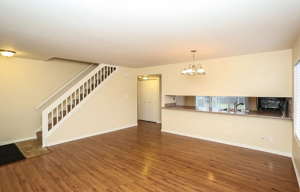1st image of 1522 Sebring Cir