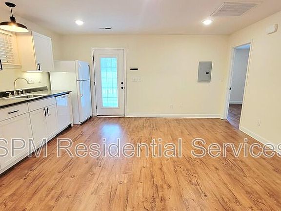 4th image of 5006A Pine Needle Dr