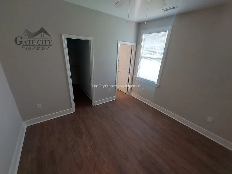 138 Dover Dr #B — Photo 9