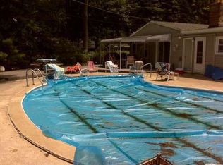 45 Shawondassee Dr, Timberlake, OH 44095