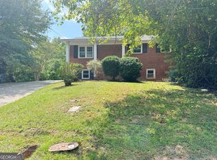 595 Oakside Dr SW, Atlanta, GA 30331