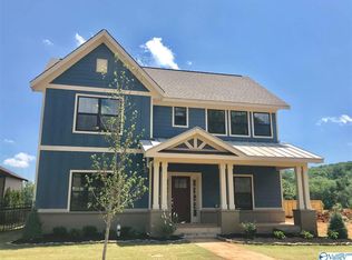 1524 Trek St NE, Huntsville, AL 35811