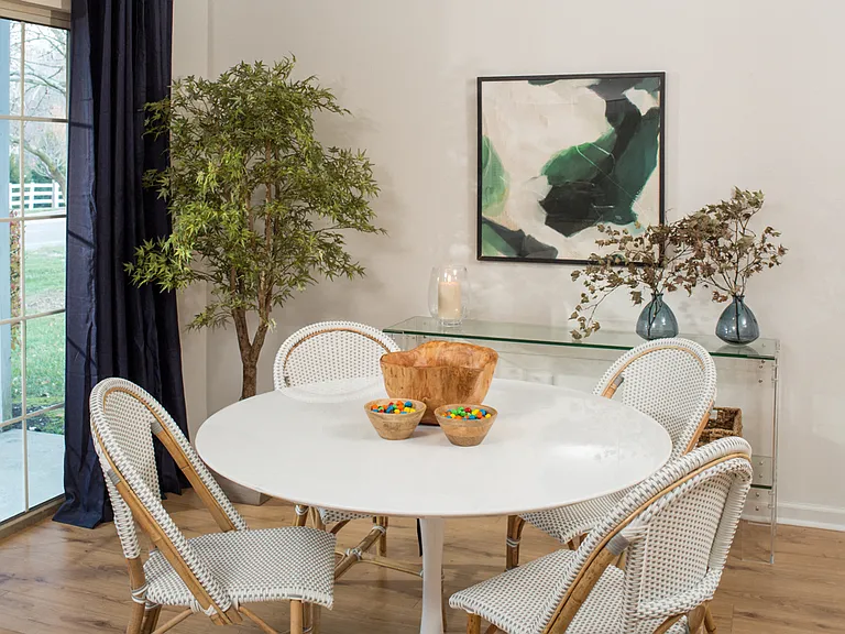 Westridge Gardens Renovated DIning Area