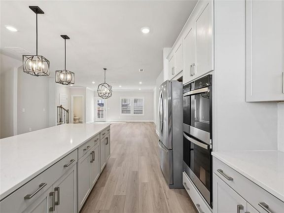 6th image of this home