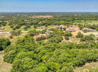18 Aslan Rd, Poolville, TX 76487