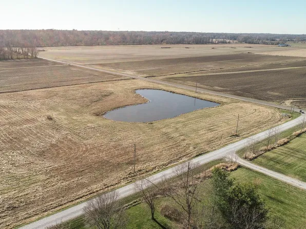 17 Fields Creek Ct, Edwardsville, IL 62025