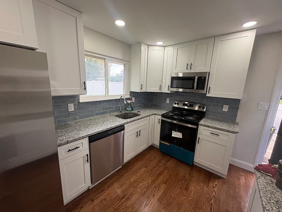 109 Ridgewood Rd
