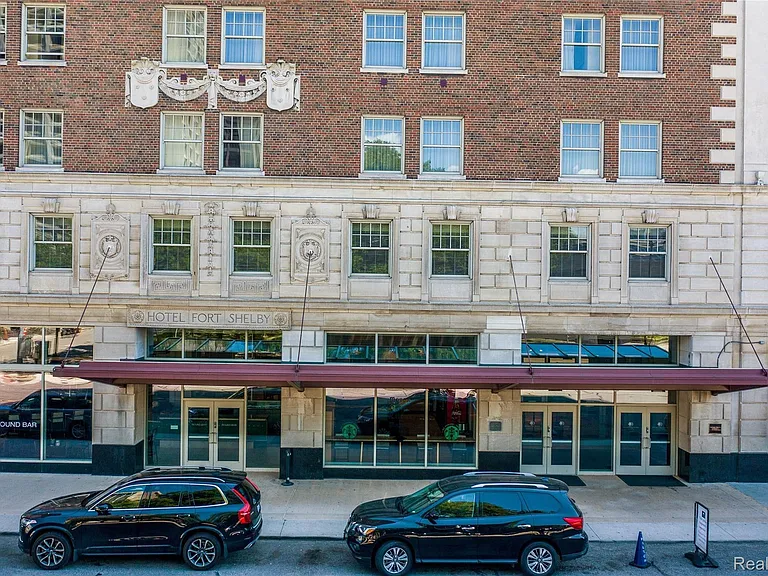 525 W Lafayette Blvd #21B — Photo 42