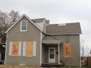 414 N Benton Ave, Saint Charles, MO 63301