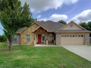 342 W Huffman St, Krum, TX 76249