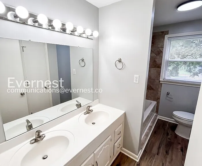 130 Roberta Dr — Photo 13