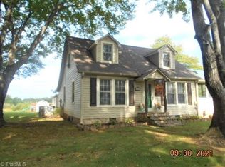 223 Vintage Rd, Eden, NC 27288