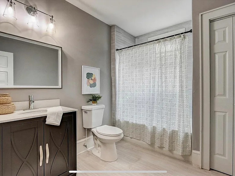 2908 W McKinley Blvd — Photo 30