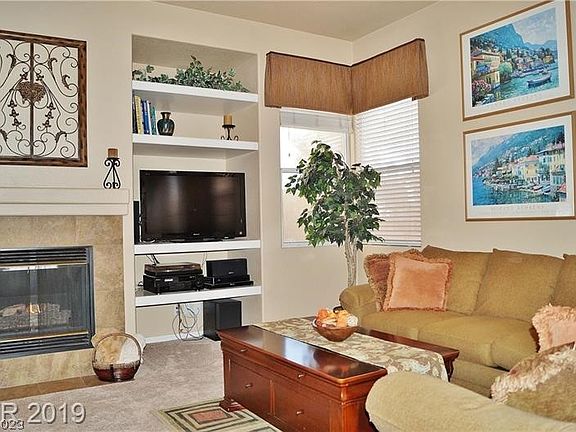 4th image of 8740 Country Crossings St