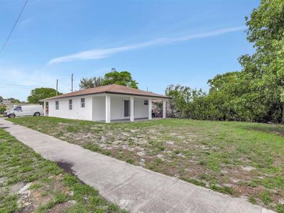 207 SW 5 Street, Deerfield Beach, FL, 33441