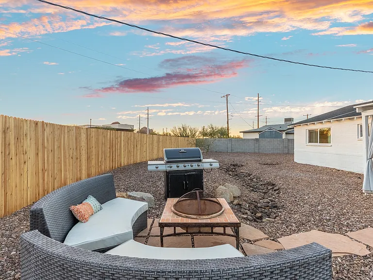6601 E Latham St — Photo 28