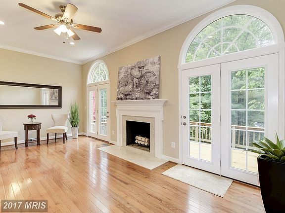 4th image of 6311 Crooked Oak Ln