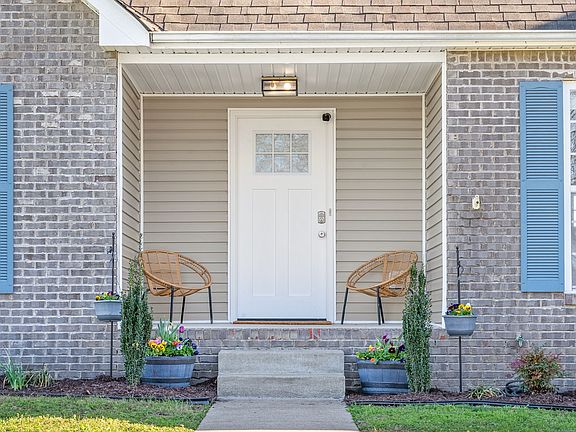 2nd image of 704 Claystone Ct