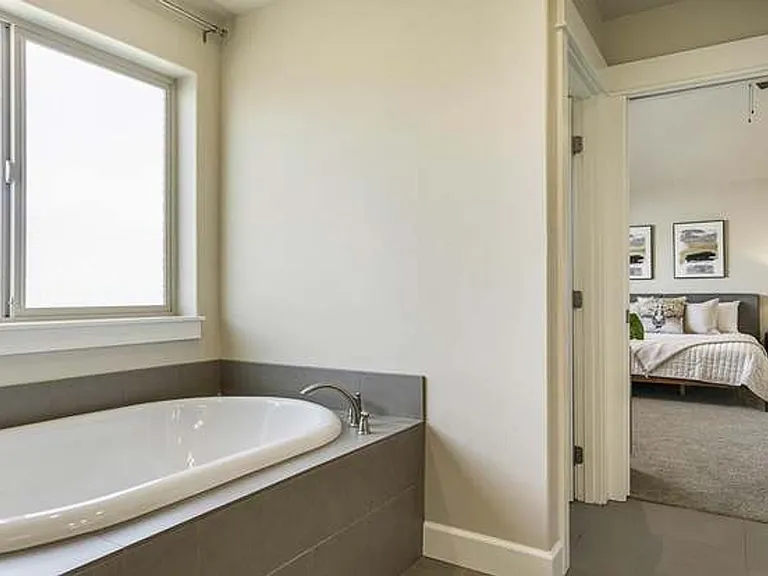 3136 NE Flagstone Ave — Photo 15