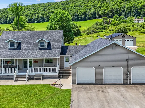 620 W Cottage Ln, De Ruyter, NY 13052