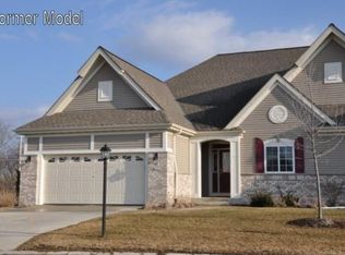 2308 Silver Fox Ct, Waukesha, WI 53188