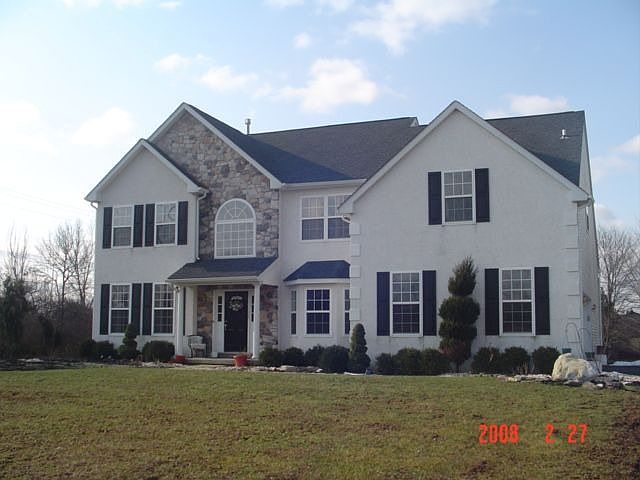 Stone/stucco front