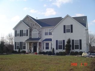 112 Graterford Rd, Schwenksville, PA 19473