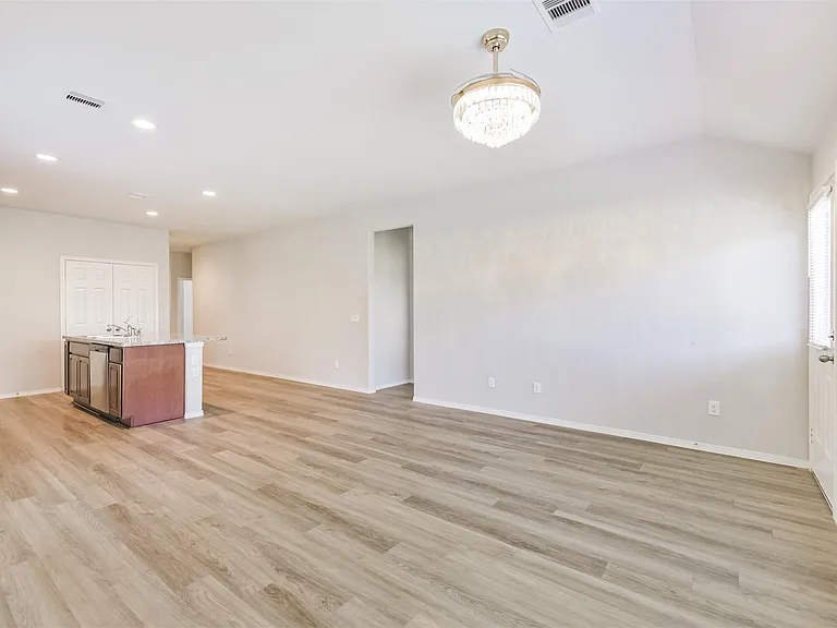 2135 Twisted Cedar Ct — Photo 13