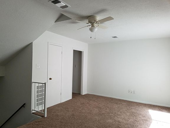 2nd image of 12206 Wild Pine Dr Unit C