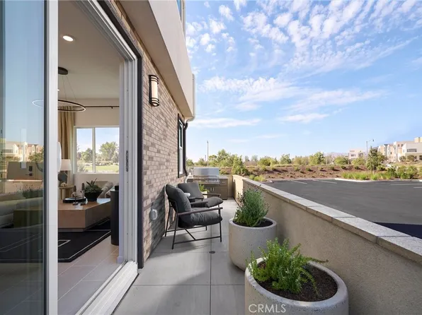 217 Blue Wing, Irvine, CA 92618