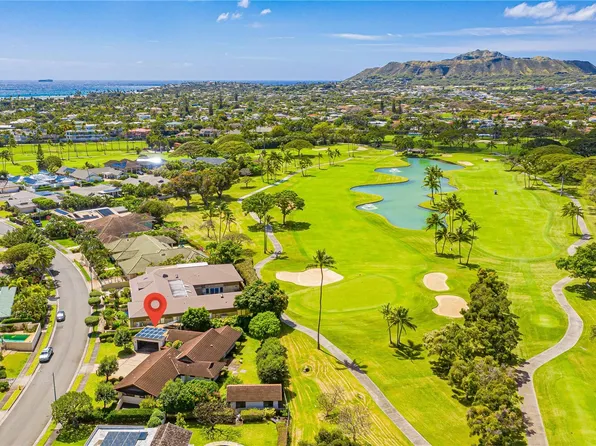 925 Waiholo St, Honolulu, HI 96821