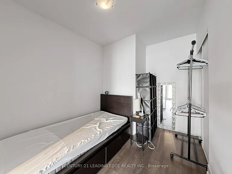 2550 Simcoe St N #409 — Photo 23