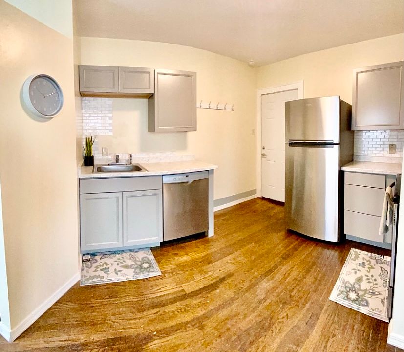1st image of 1901 4th Ave #1A