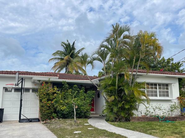 9365 Byron Ave