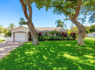639 Mallard Dr, Delray Beach, FL 33444