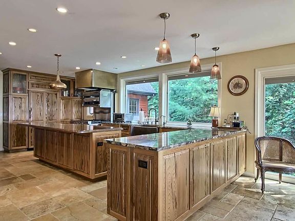 5th image of 6530 Baywoods Dr