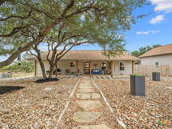 5th image of 401 Ranchview Rd