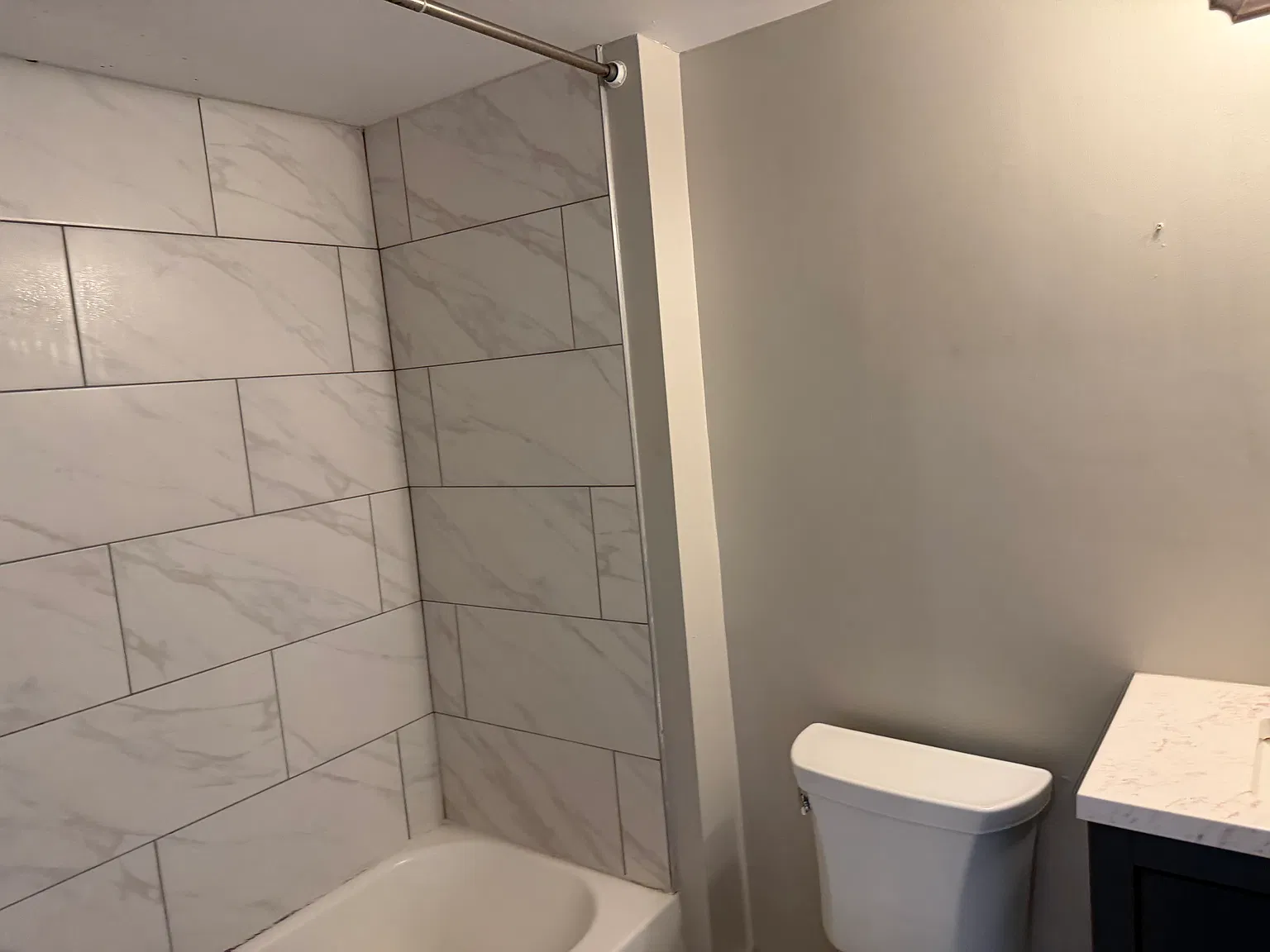 3 bed, 1200 sqft, $2,200 — Photo 2