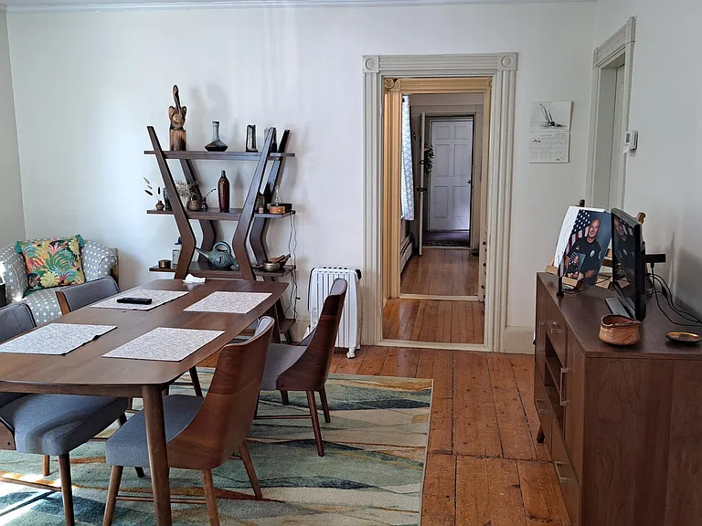 16 E Elm St #1 — Photo 15