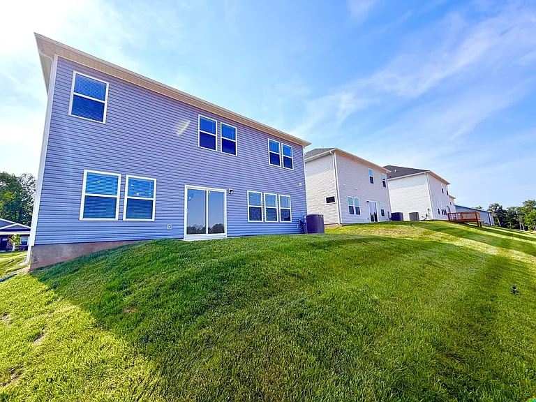 2372 Woodmeadow Dr — Photo 46